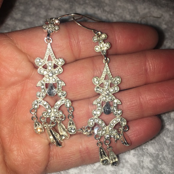 Prom pageant chandelier bling earrings - Picture 1 of 3